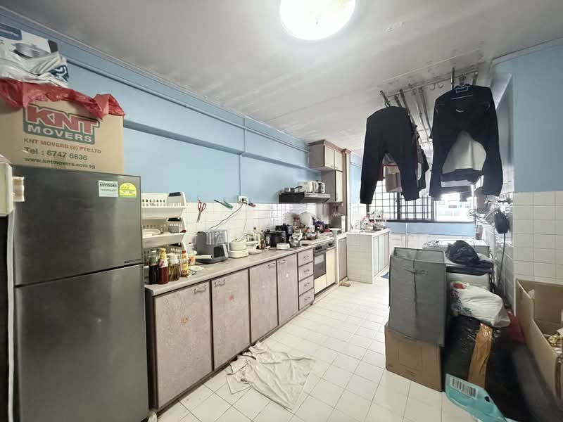 130 Yishun Street 11, 130 Yishun Street 11, 2 Bedrooms, 797 sqft, HDB Flat For Sale, by Jay Goh, 500204844 - Kitchen - PropertyGuru.com.sg