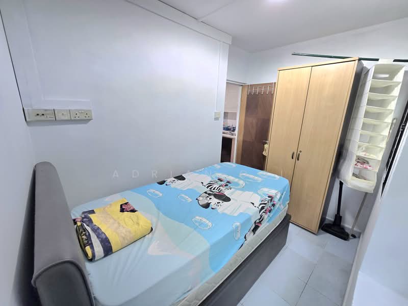 418 Ang Mo Kio Avenue 10, 418 Ang Mo Kio Avenue 10, 2 Bedrooms, 797 sqft, HDB Flat For Sale, by Adrian Ooi, 500204845 - Room/ Utilities - PropertyGuru.com.sg