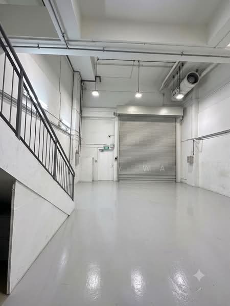 E9 Premium, 61 Woodlands Industrial Park E9, 2,454 sqft, Factory / Workshop (B2) For Sale, by Sherly Wai, 500204846 - Interior - CommercialGuru.com.sg