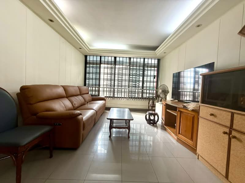 84 Lorong 2 Toa Payoh, 84 Lorong 2 Toa Payoh, 3 Bedrooms, 1,152 sqft, HDB Flat For Rent, by Chris Tan, 500204853 - Living Room - PropertyGuru.com.sg