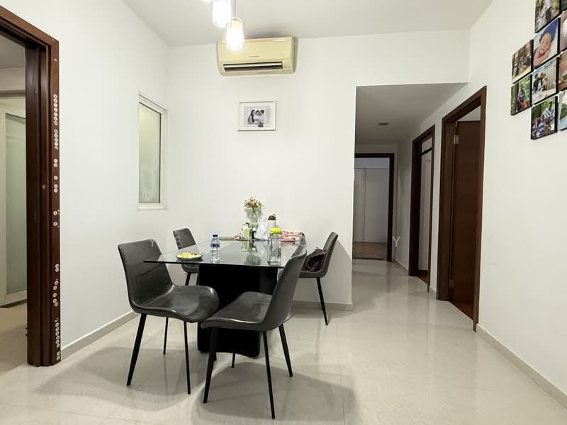 City Square Residences, 6 Kitchener Link, 3 Bedrooms, 1,206 sqft, Condominium For Rent, by Yen Neo L Y, 500204856 - Dining Room - PropertyGuru.com.sg