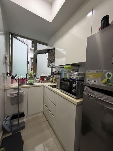 Sims Edge, 1 Geylang East Avenue 2, 1 Bedroom, 441 sqft, Condominium For Sale, by Thomas Tong, 500204859 - Kitchen - PropertyGuru.com.sg