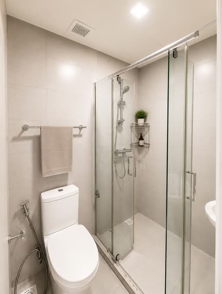 1 Canberra, 7 Canberra Drive, Studio, 450 sqft, Executive Condominium For Rent, by Dallas Hassan, 500204863 - Bathroom - PropertyGuru.com.sg