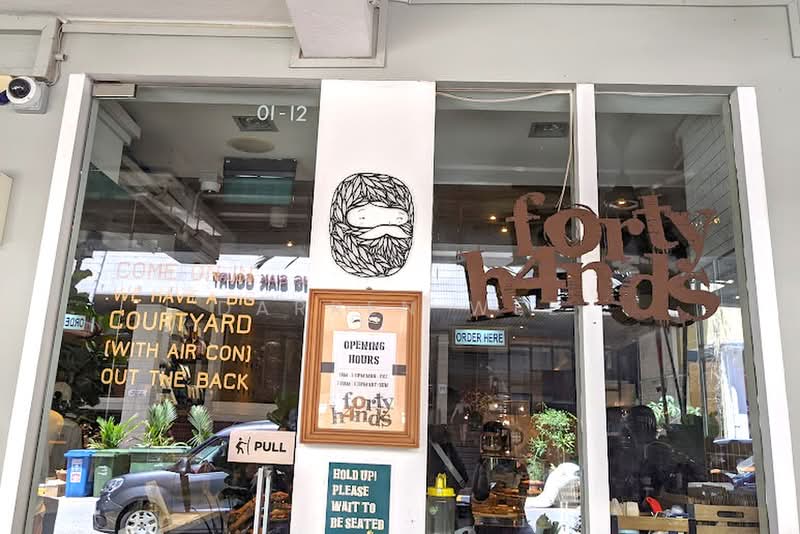 ⭐Tiong Bahru / Seng Poh / Yong Siak⭐ Restaurant, Tiong Bahru / Seng Poh / Yong Siak, 1,600 sqft, Food & Beverage For Rent, by Darren Wee, 500204866 - Exterior - CommercialGuru.com.sg