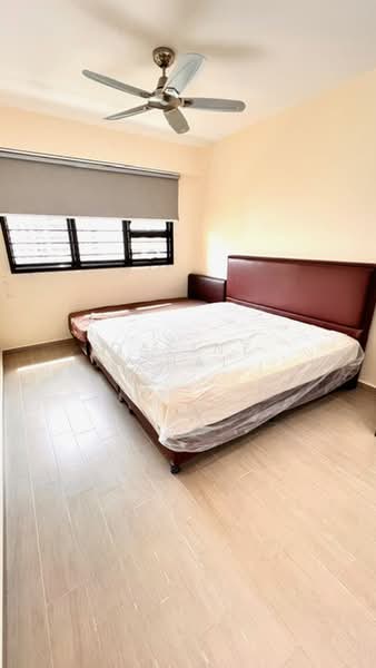 549B Segar Road, 549B Segar Road, 3 Bedrooms, 1,216 sqft, HDB Flat For Sale, by Caline Chai, 500204870 - Bedroom - PropertyGuru.com.sg