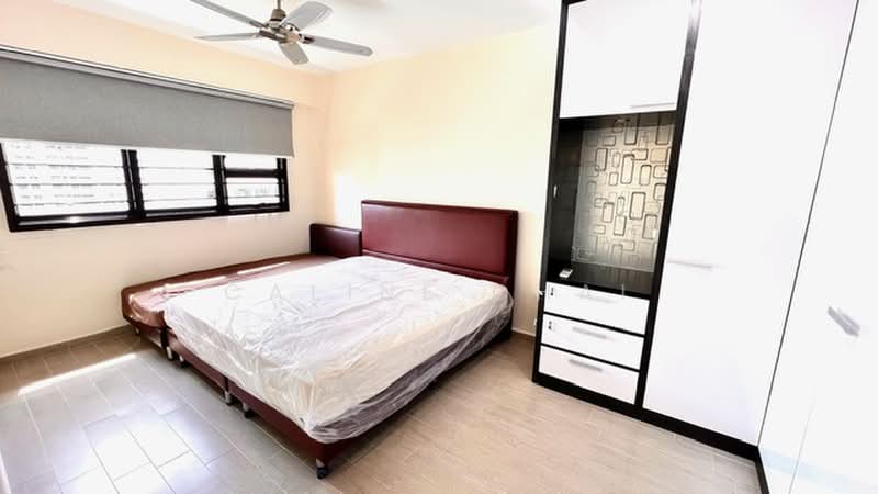 549B Segar Road, 549B Segar Road, 3 Bedrooms, 1,216 sqft, HDB Flat For Sale, by Caline Chai, 500204870 - Bedroom - PropertyGuru.com.sg