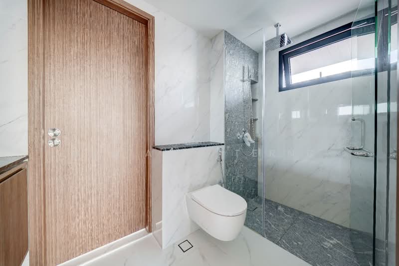 Serangoon Garden Estate, Brockhampton | Braemar | Bloxhome | Bodmin | Blandford | Medway | Crowhurst, 6 Bedrooms, 7,460 sqft, Semi-Detached House For Sale, by Marianne Terng, 500204874 - Bathroom - PropertyGuru.com.sg