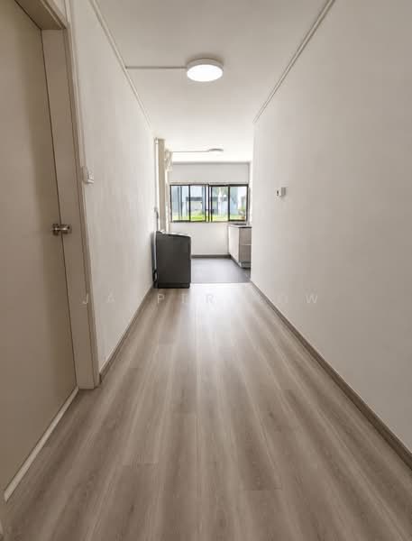 65 Telok Blangah Drive, 65 Telok Blangah Drive, 3 Bedrooms, 990 sqft, HDB Flat For Rent, by Jasper How, 500204876 - Corridor - PropertyGuru.com.sg