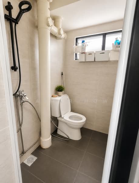 65 Telok Blangah Drive, 65 Telok Blangah Drive, 3 Bedrooms, 990 sqft, HDB Flat For Rent, by Jasper How, 500204876 - Bathroom - PropertyGuru.com.sg