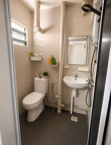 65 Telok Blangah Drive, 65 Telok Blangah Drive, 3 Bedrooms, 990 sqft, HDB Flat For Rent, by Jasper How, 500204876 - Bathroom - PropertyGuru.com.sg