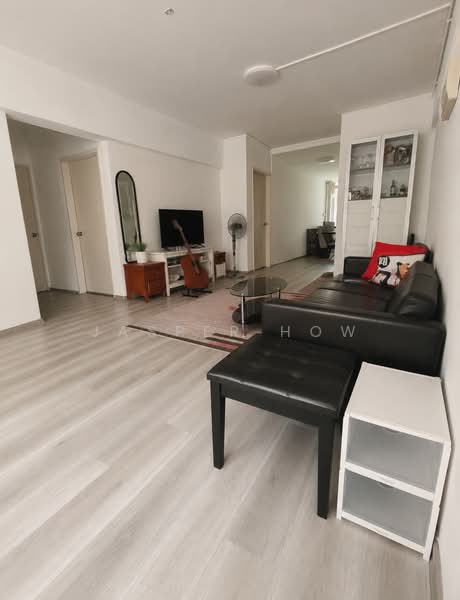 65 Telok Blangah Drive, 65 Telok Blangah Drive, 3 Bedrooms, 990 sqft, HDB Flat For Rent, by Jasper How, 500204876 - Living Room - PropertyGuru.com.sg