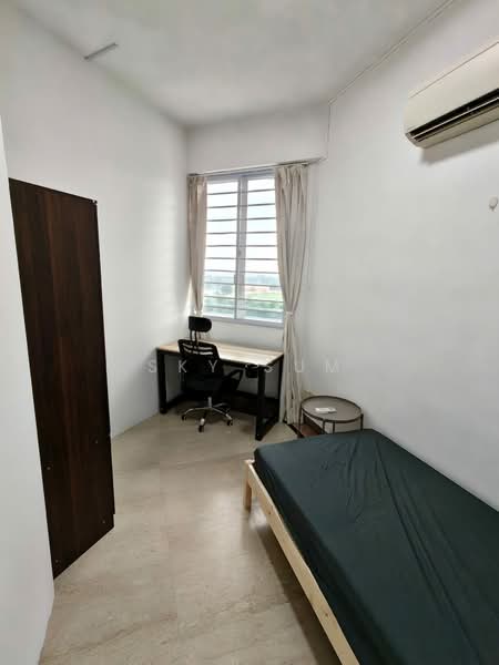 Tanjong Ria Condominium, 121 Tanjong Rhu Road, Room Rental, 170 sqft, Condominium For Rent, by Sky Sum, 500204877 - Bedroom - PropertyGuru.com.sg