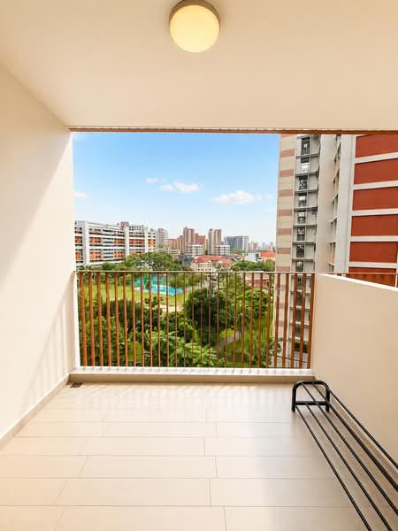 Riverfront Residences, 49 Hougang Avenue 7, 3 Bedrooms, 872 sqft, Condominium For Rent, by Kai Lin Koh, 500204878 - Balcony - PropertyGuru.com.sg
