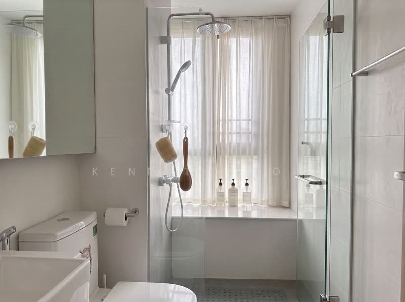 The Sixth Avenue Residences, 160 Sixth Avenue, 4 Bedrooms, 1,636 sqft, Condominium For Rent, by Kenneth Yeoh, 500204882 - Bathroom - PropertyGuru.com.sg