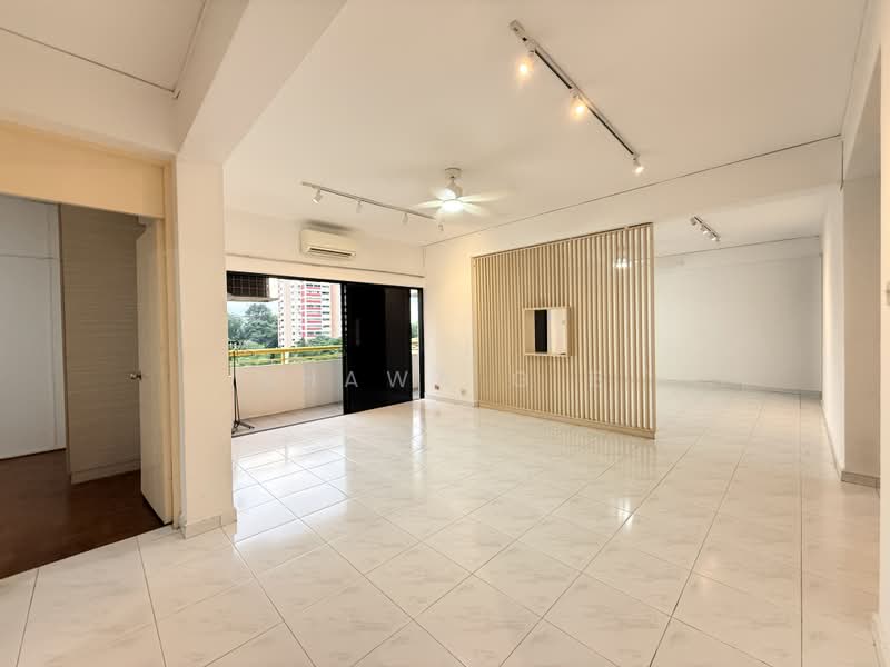 Neptune Court, 4 Marine Vista, 3 Bedrooms, 1,636 sqft, Apartment For Rent, by Shawa G B, 500204904 - Living Room - PropertyGuru.com.sg
