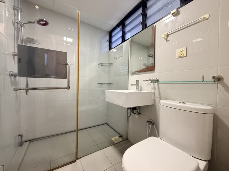Neptune Court, 4 Marine Vista, 3 Bedrooms, 1,636 sqft, Apartment For Rent, by Shawa G B, 500204904 - Bathroom - PropertyGuru.com.sg