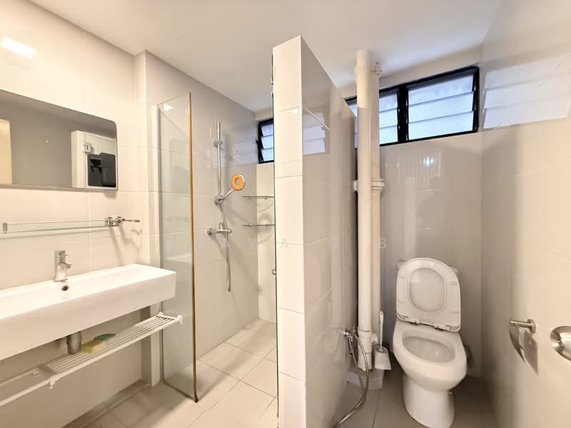 Neptune Court, 4 Marine Vista, 3 Bedrooms, 1,636 sqft, Apartment For Rent, by Shawa G B, 500204904 - Bathroom - PropertyGuru.com.sg