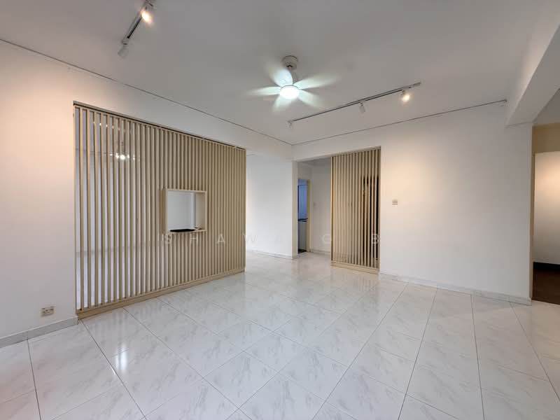 Neptune Court, 4 Marine Vista, 3 Bedrooms, 1,636 sqft, Apartment For Rent, by Shawa G B, 500204904 - Living Room - PropertyGuru.com.sg