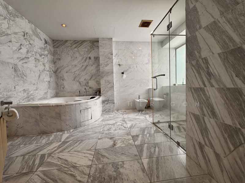 Tanglin, Chatsworth, Ridley Park, , 6 Bedrooms, 10,000 sqft, Good Class Bungalow For Sale, by Christopher Goh, 500204905 - Bathroom - PropertyGuru.com.sg