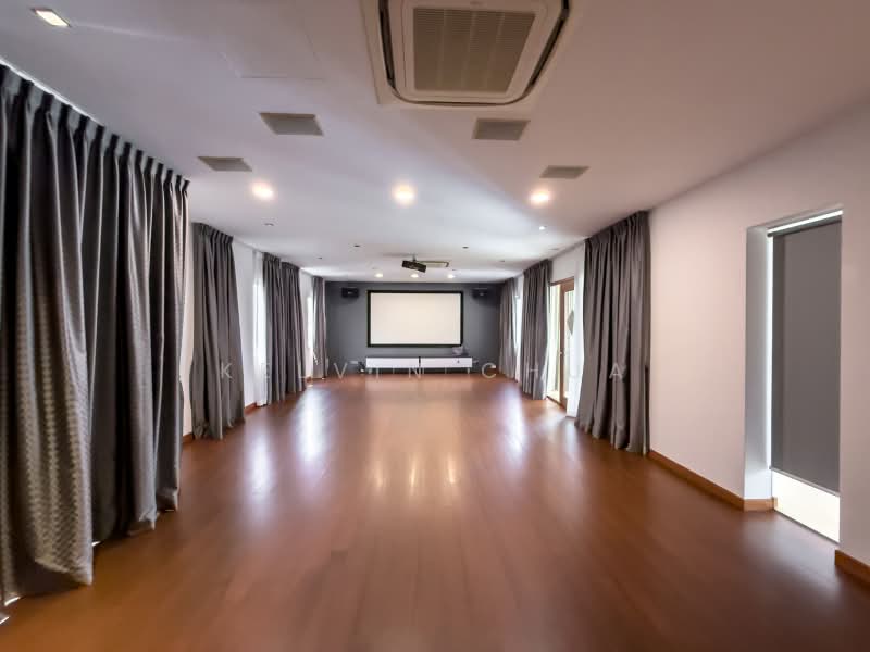 ⭐️Bungalow⭐️ Prime D10 Bt Timah Duchess Detached, Duchess Avenue/Duchess Road/Coronation Road/Bukit Timah Road/Dunearn Road, 6 Bedrooms, 7,000 sqft, Detached House For Sale, by Kelvin Chua, 500204911 - Family room - PropertyGuru.com.sg