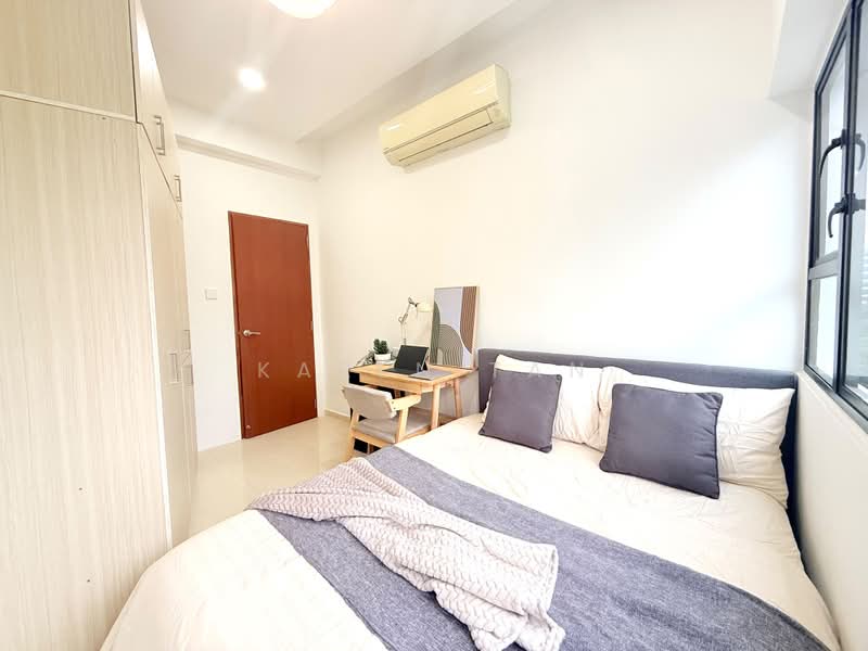 Queensway Tower, 1 Queensway, Room Rental, 200 sqft, Apartment For Rent, by Karen Tan, 500204912 - Bedroom - PropertyGuru.com.sg