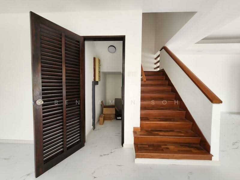 🌟RENOVATED AND IMMACULATE CONDITION💖, 1 KM TO TEMASEK PRIMARY SCHOOL, 5 Bedrooms, 3,200 sqft, Corner Terrace For Sale, by Benjamin Soh, 500204914 - Interior - PropertyGuru.com.sg