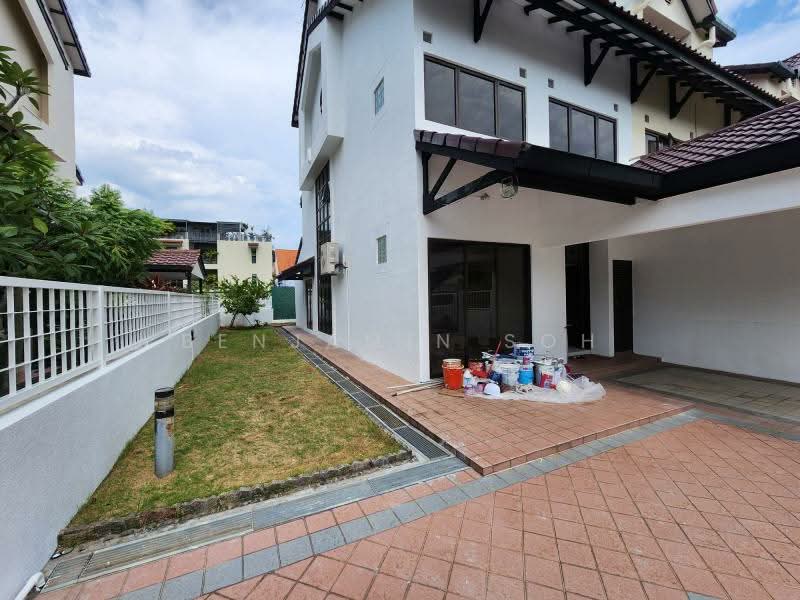 🌟RENOVATED AND IMMACULATE CONDITION💖, 1 KM TO TEMASEK PRIMARY SCHOOL, 5 Bedrooms, 3,200 sqft, Corner Terrace For Sale, by Benjamin Soh, 500204914 - Exterior - PropertyGuru.com.sg