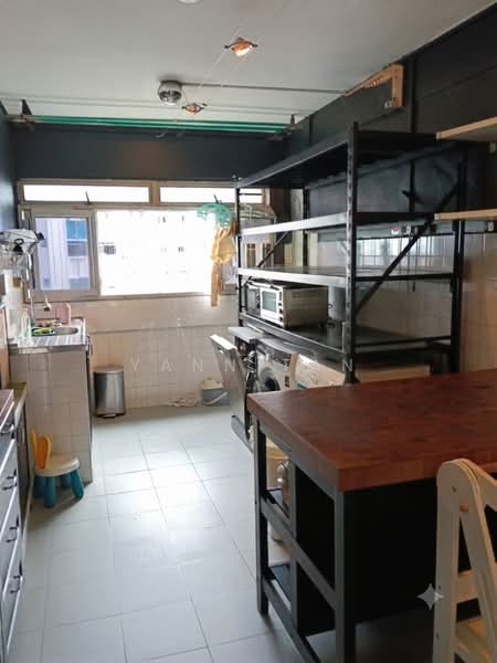 317 Hougang Avenue 7, 317 Hougang Avenue 7, 2 Bedrooms, 721 sqft, HDB Flat For Sale, by Yann Tan, 500204916 - PropertyGuru.com.sg