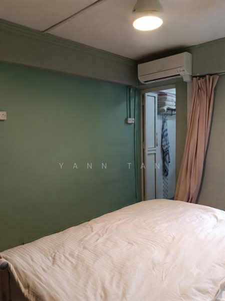 317 Hougang Avenue 7, 317 Hougang Avenue 7, 2 Bedrooms, 721 sqft, HDB Flat For Sale, by Yann Tan, 500204916 - Bedroom - PropertyGuru.com.sg