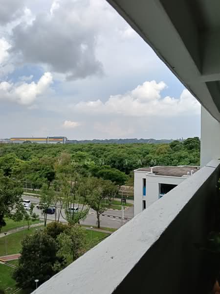 317 Hougang Avenue 7, 317 Hougang Avenue 7, 2 Bedrooms, 721 sqft, HDB Flat For Sale, by Yann Tan, 500204916 - View - PropertyGuru.com.sg
