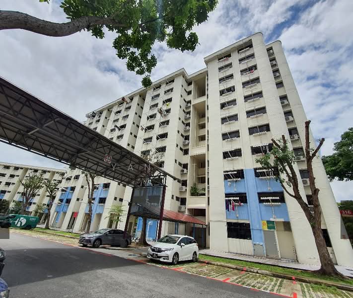 317 Hougang Avenue 7, 317 Hougang Avenue 7, 2 Bedrooms, 721 sqft, HDB Flat For Sale, by Yann Tan, 500204916 - Exterior - PropertyGuru.com.sg