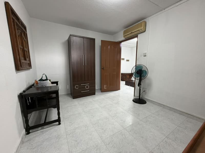 113 Tao Ching Road, 113 Tao Ching Road, 2 Bedrooms, 721 sqft, HDB Flat For Rent, by Nicole Lim, 500204917 - Bedroom - PropertyGuru.com.sg