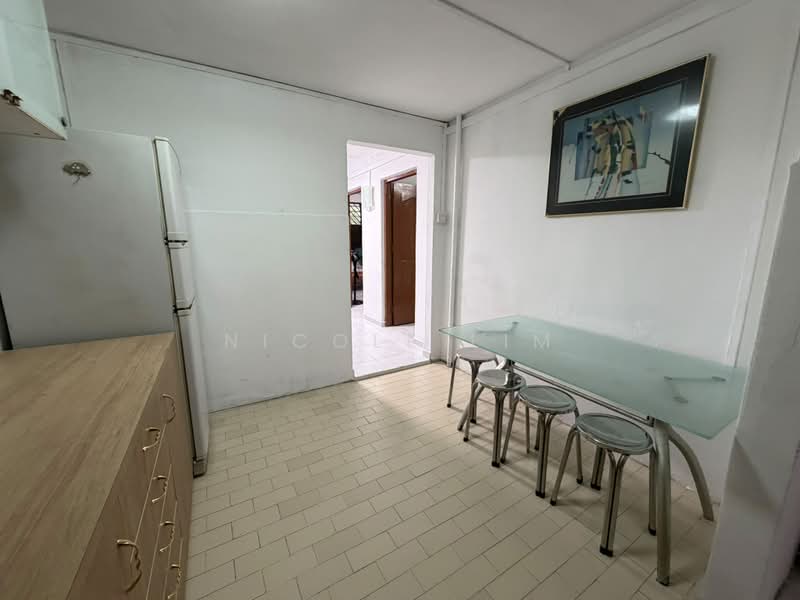 113 Tao Ching Road, 113 Tao Ching Road, 2 Bedrooms, 721 sqft, HDB Flat For Rent, by Nicole Lim, 500204917 - Kitchen - PropertyGuru.com.sg