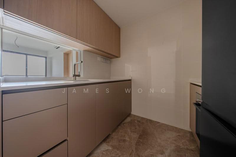 Pinetree Hill, 30 Pine Grove, Clementi Park / Upper Bukit Timah, 2 Bedrooms, 700 sqft, Condominium For Sale, by James Wong, 500204930 - Kitchen - PropertyGuru.com.sg