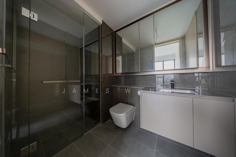 Pinetree Hill, 30 Pine Grove, Clementi Park / Upper Bukit Timah, 2 Bedrooms, 700 sqft, Condominium For Sale, by James Wong, 500204930 - Bathroom - PropertyGuru.com.sg