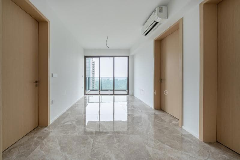 Pinetree Hill, 30 Pine Grove, Clementi Park / Upper Bukit Timah, 2 Bedrooms, 700 sqft, Condominium For Sale, by James Wong, 500204930 - Corridor - PropertyGuru.com.sg