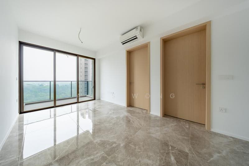 Pinetree Hill, 30 Pine Grove, Clementi Park / Upper Bukit Timah, 2 Bedrooms, 700 sqft, Condominium For Sale, by James Wong, 500204930 - Balcony - PropertyGuru.com.sg