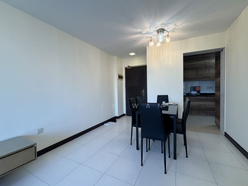 18D Holland Drive, 18D Holland Drive, 3 Bedrooms, 990 sqft, HDB Flat For Sale, by Alex Wan, 500204933 - PropertyGuru.com.sg