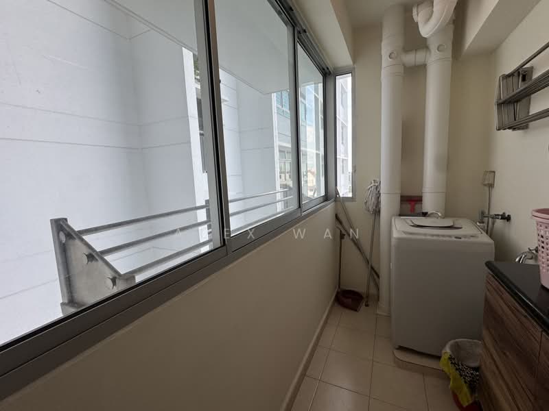 18D Holland Drive, 18D Holland Drive, 3 Bedrooms, 990 sqft, HDB Flat For Sale, by Alex Wan, 500204933 - PropertyGuru.com.sg