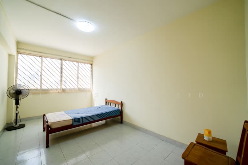 920 Jurong West Street 92, 920 Jurong West Street 92, 3 Bedrooms, 1,313 sqft, HDB Flat For Sale, by JOREEN LIM, 500204956 - Bedroom - PropertyGuru.com.sg