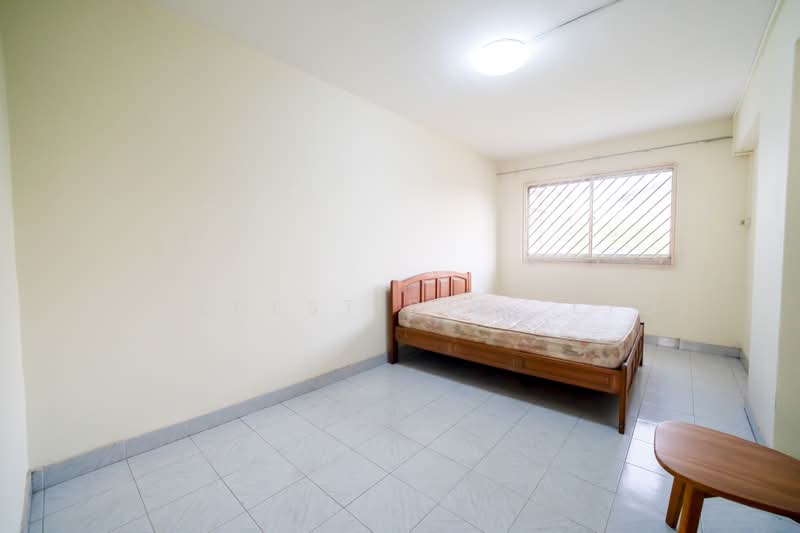 920 Jurong West Street 92, 920 Jurong West Street 92, 3 Bedrooms, 1,313 sqft, HDB Flat For Sale, by JOREEN LIM, 500204956 - Bedroom - PropertyGuru.com.sg