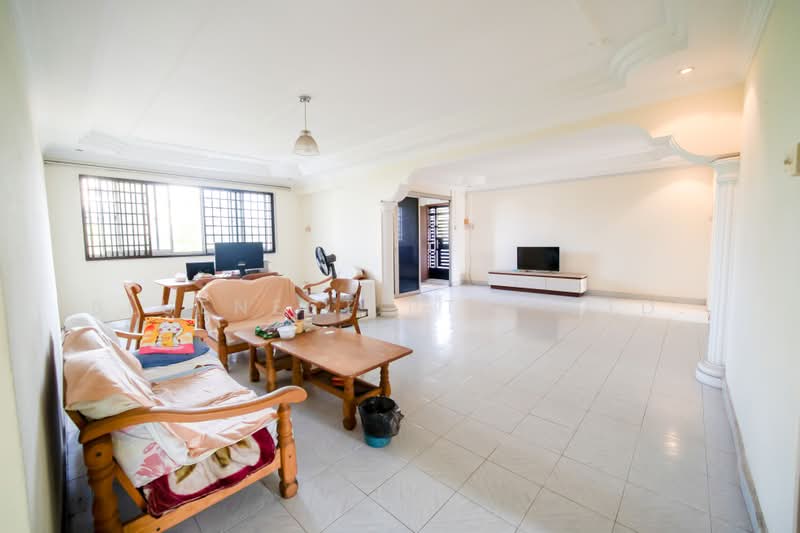 920 Jurong West Street 92, 920 Jurong West Street 92, 3 Bedrooms, 1,313 sqft, HDB Flat For Sale, by JOREEN LIM, 500204956 - Living Room - PropertyGuru.com.sg