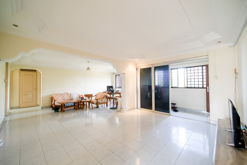 920 Jurong West Street 92, 920 Jurong West Street 92, 3 Bedrooms, 1,313 sqft, HDB Flat For Sale, by JOREEN LIM, 500204956 - Living Room - PropertyGuru.com.sg