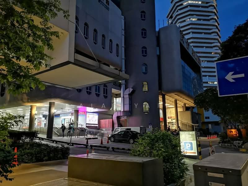 GOLDEN MILE TOWER
