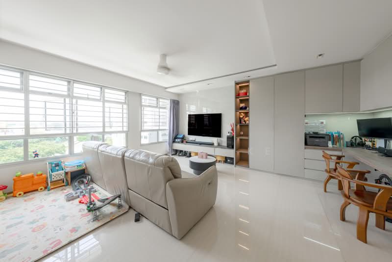153A Bedok South Road, 153A Bedok South Road, 3 Bedrooms, 1,216 sqft, HDB Flat For Sale, by Queenie Ke, 500204963 - Living Room - PropertyGuru.com.sg