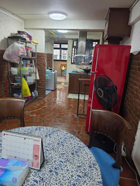 20 Lorong 7 Toa Payoh, 20 Lorong 7 Toa Payoh, Room Rental, 90 sqft, HDB Flat For Rent, by Rozana Sahlan, 500204967 - Kitchen - PropertyGuru.com.sg