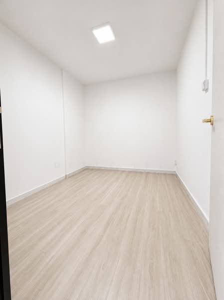 430 Bukit Panjang Ring Road, 430 Bukit Panjang Ring Road, 3 Bedrooms, 1,119 sqft, HDB Flat For Sale, by Derek Lee, 500204968 - Common room 2 - AI enhanced - PropertyGuru.com.sg