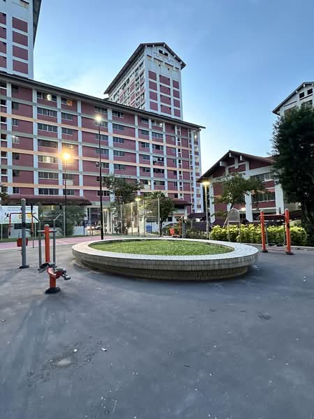 262 Bishan Street 22, 262 Bishan Street 22, Room Rental, 150 sqft, HDB Flat For Rent, by Madeleine Looi, 500204969 - Exterior - PropertyGuru.com.sg