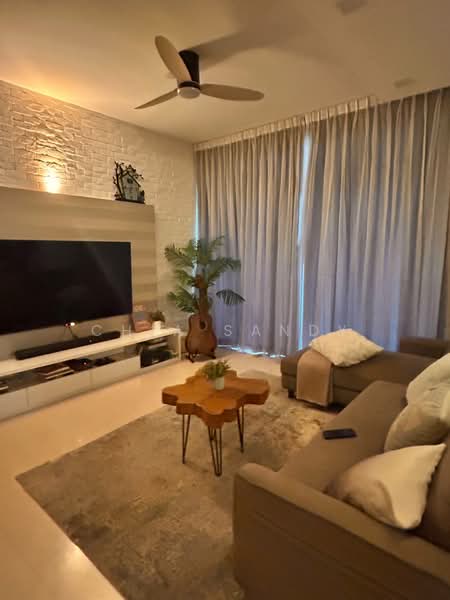 Monterey Park Condominium, 29 West Coast Rise, 3 Bedrooms, 1,421 sqft, Condominium For Sale, by Chia Sandy, 500204970 - Living Room - PropertyGuru.com.sg
