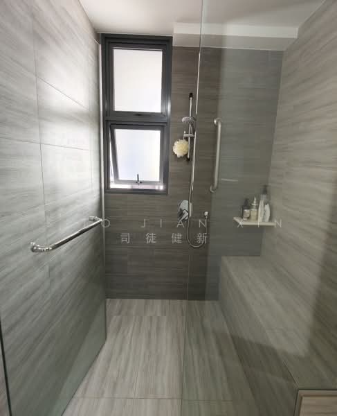 Trilive, 115 Tampines Road, 3 Bedrooms, 904 sqft, Condominium For Sale, by Sito Jian Xin 司徒健新, 500204976 - Bathroom - PropertyGuru.com.sg